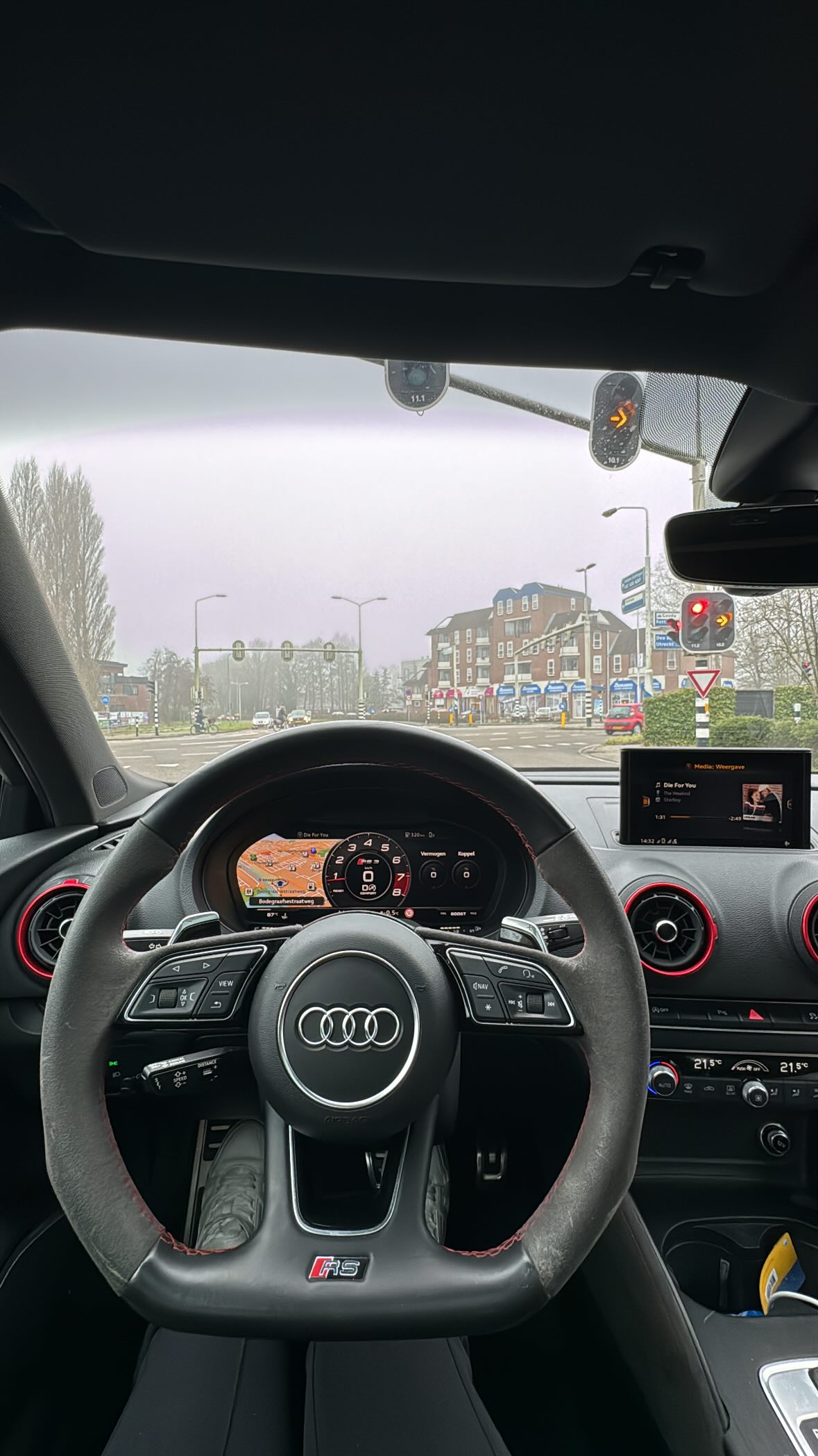 meikeae instagram image archive image