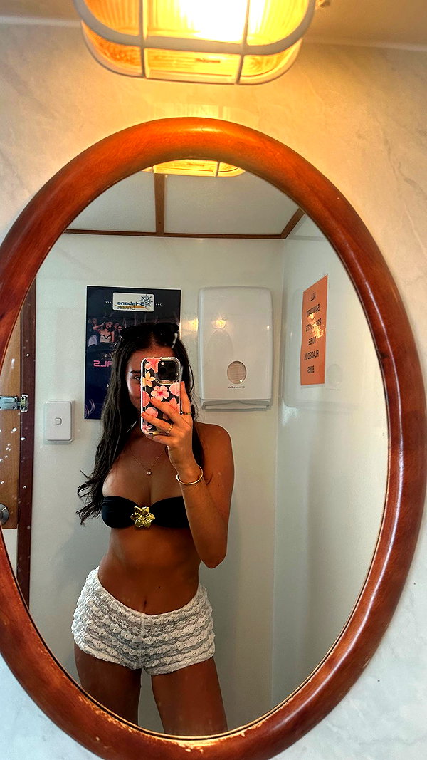 mia.ngarla instagram image archive image