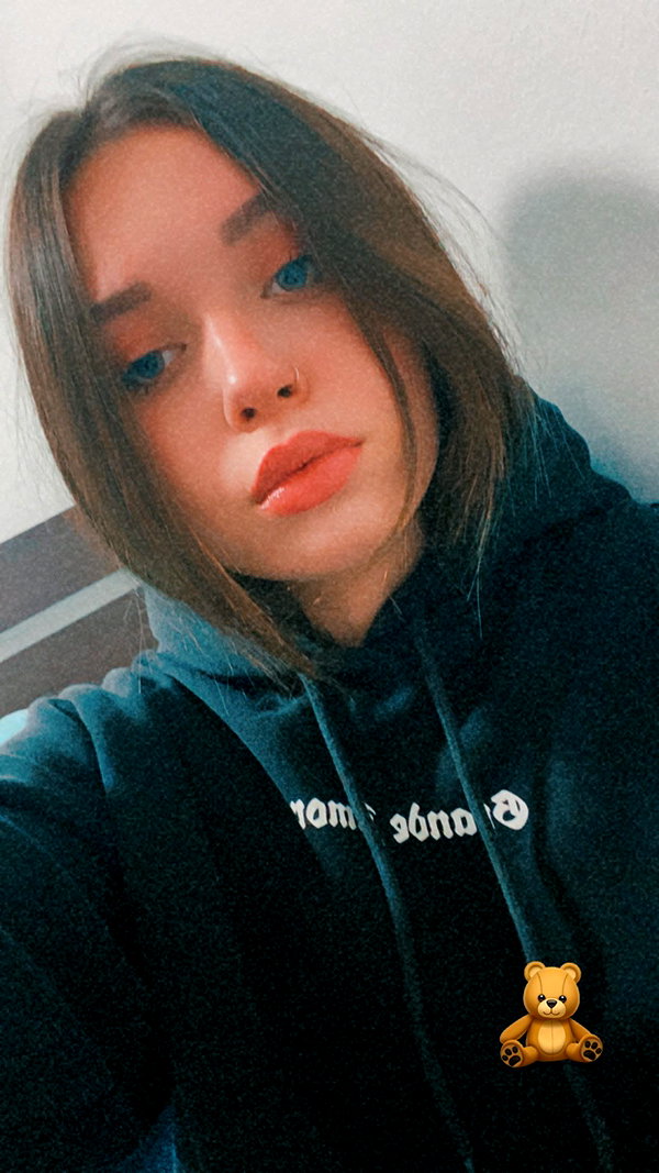 michelleloven_ instagram image archive image