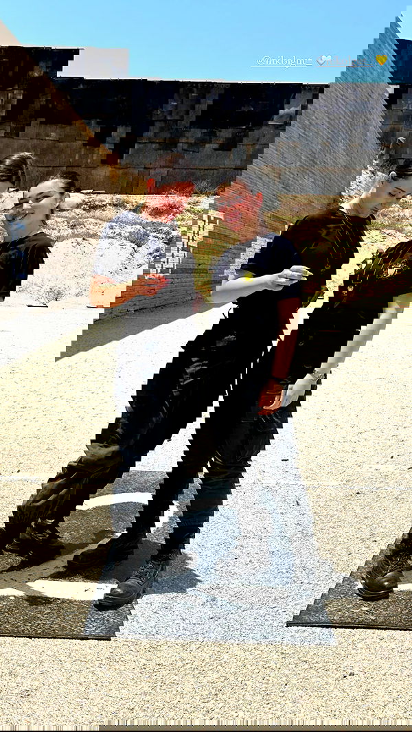 michelleloven_ michelleloven_ archive image