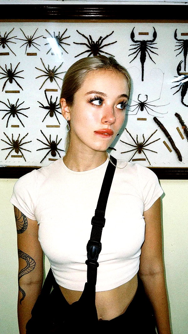milla_snake instagram image archive image