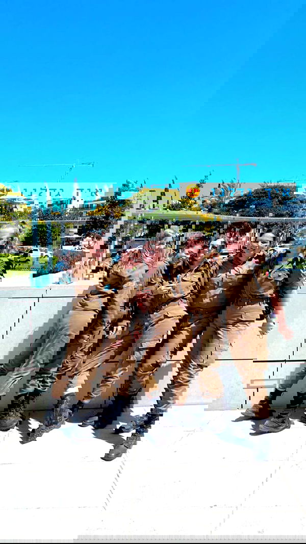 mishel116 mishel116 archive image