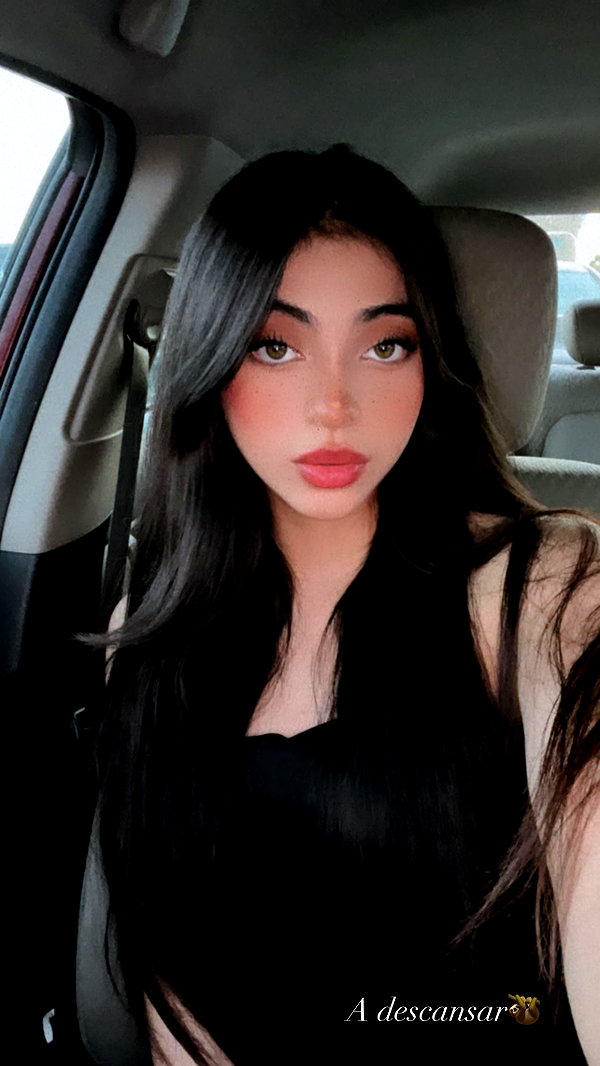 moyers_eveliin instagram image archive image