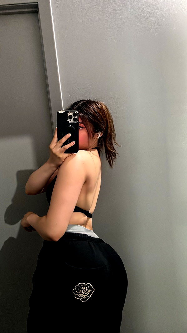 moyers_eveliin instagram image archive image