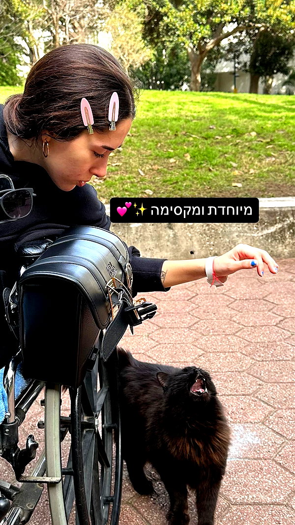 natahalieeee instagram image archive image