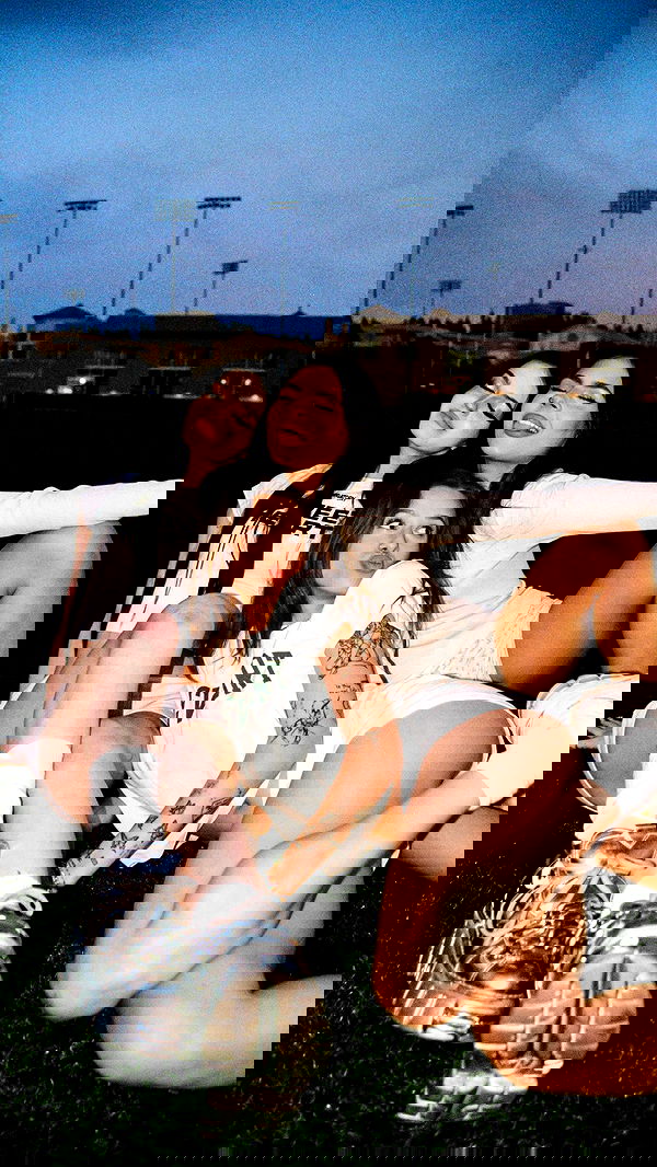 nevaaadaa nevaaadaa archive image