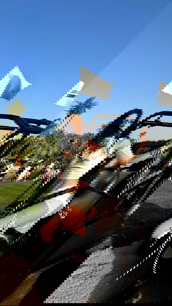 nevaaadaa nevaaadaa archive image