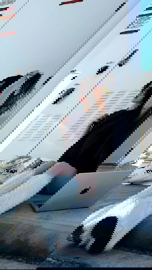 nevaaadaa nevaaadaa archive image