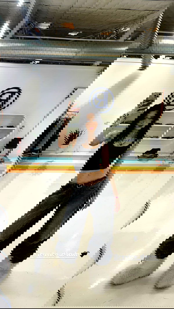 nevaaadaa nevaaadaa archive image