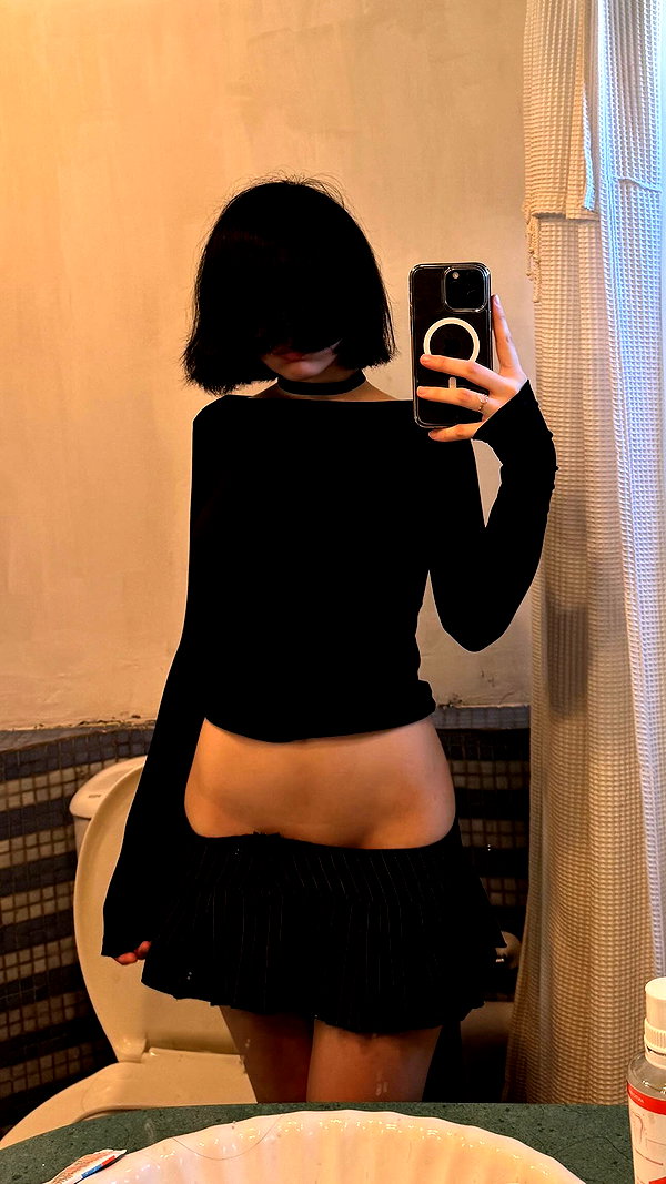 nicoleponyxo nicoleponyxo archive image