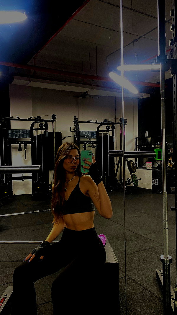 nicoleroit instagram image archive image