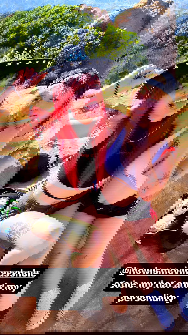 nikkibitez nikkibitez archive image