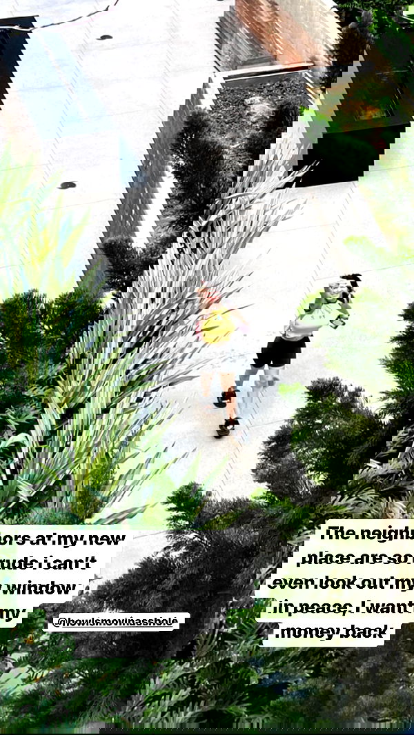 nikkibitez nikkibitez archive image