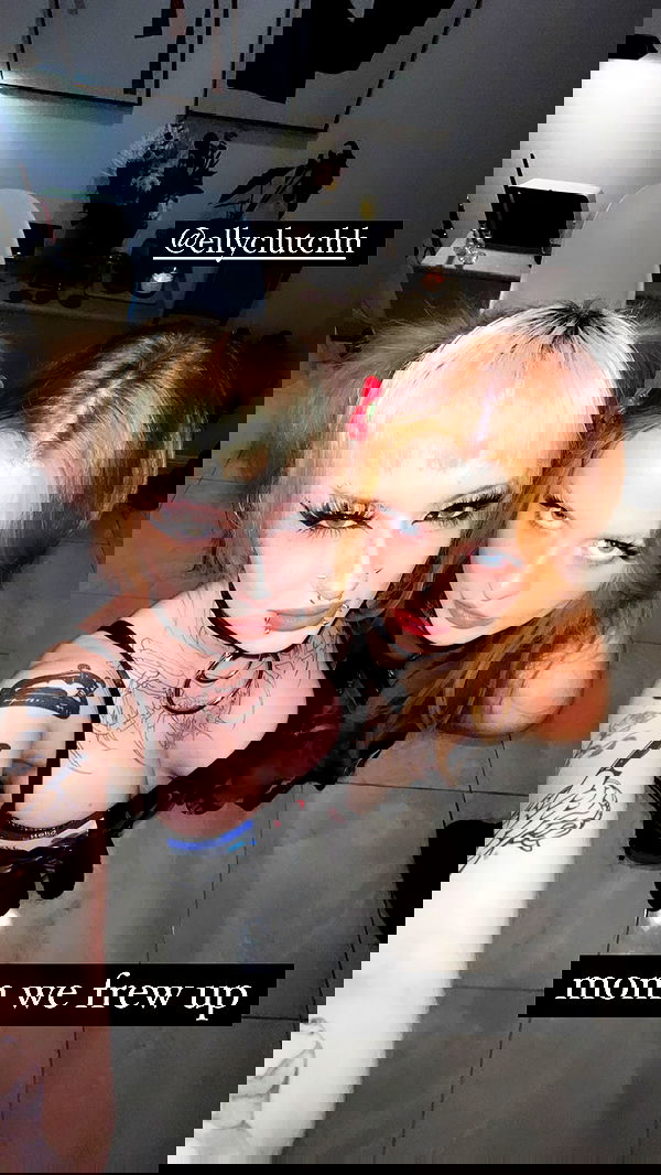 nikkibitez nikkibitez archive image