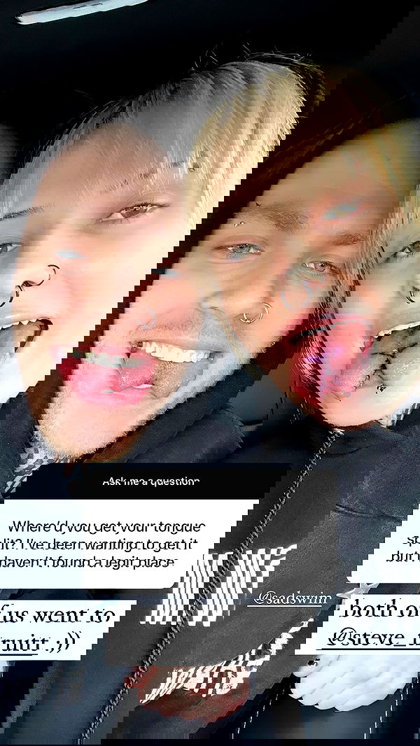 nikkibitez nikkibitez archive image