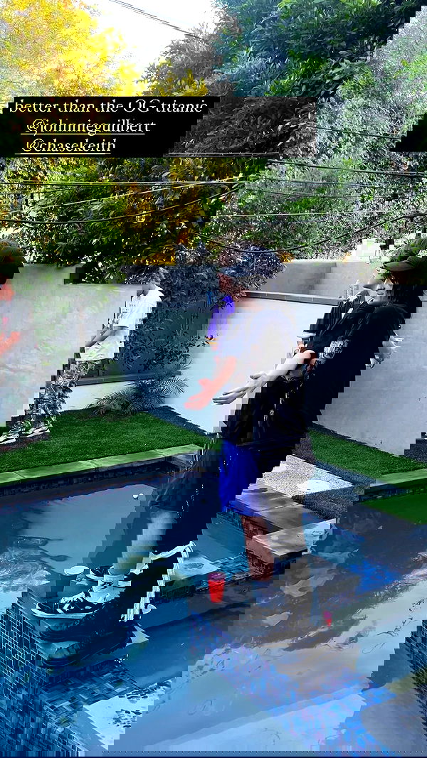 nikkibitez nikkibitez archive image