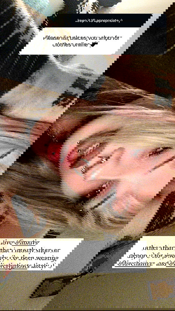 nikkibitez nikkibitez archive image