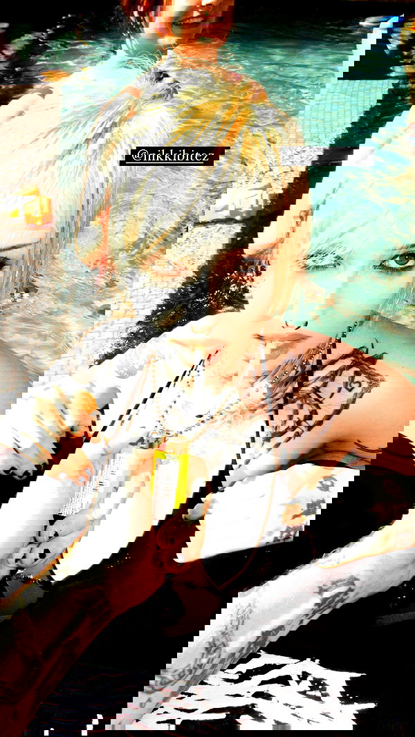 nikkibitez nikkibitez archive image