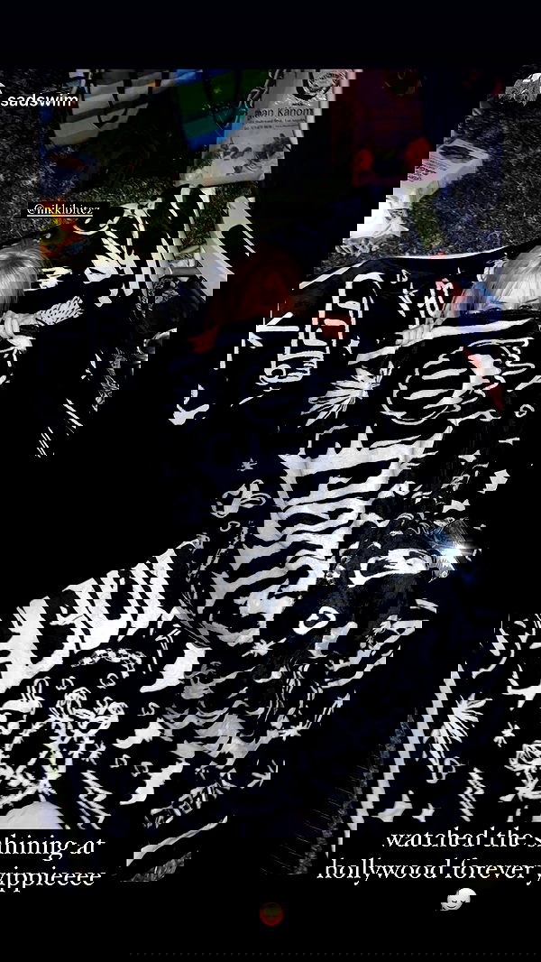 nikkibitez nikkibitez archive image