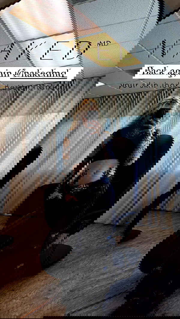 nikkibitez nikkibitez archive image