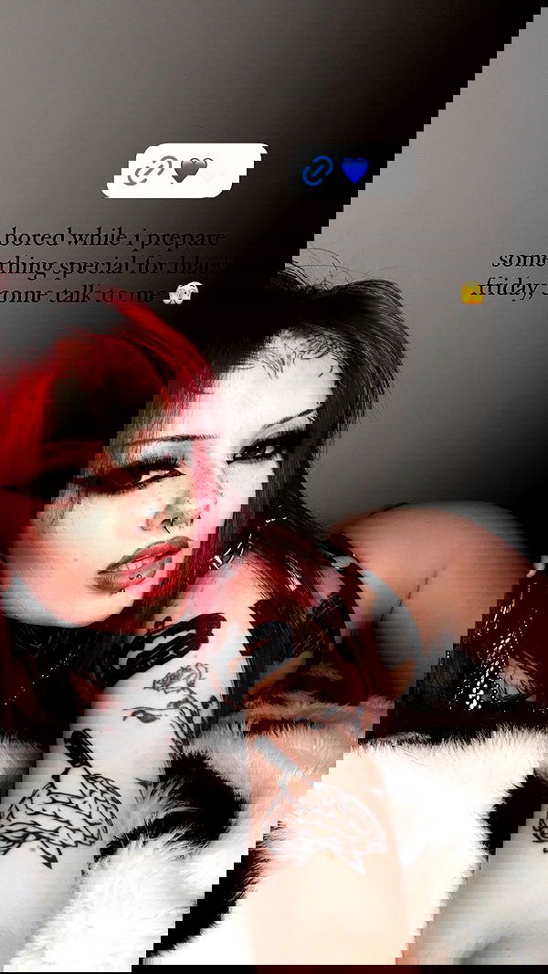 nikkibitez nikkibitez archive image