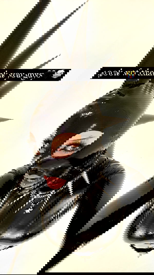 nikkibitez nikkibitez archive image