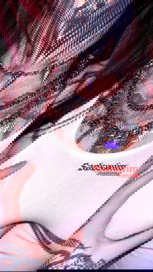 nikkibitez nikkibitez archive image