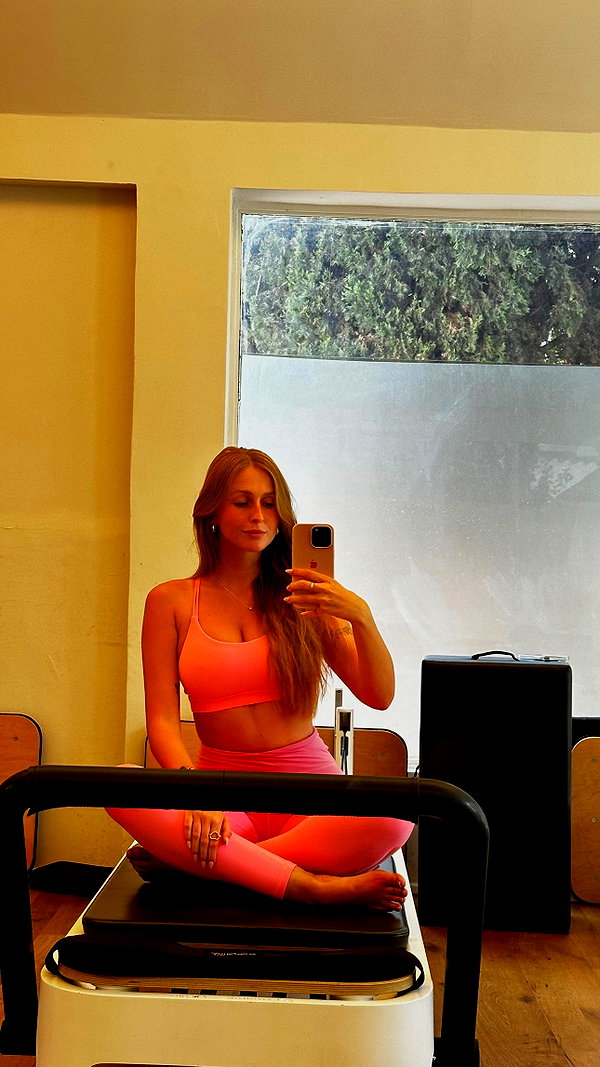 nikol.shishak instagram image archive image