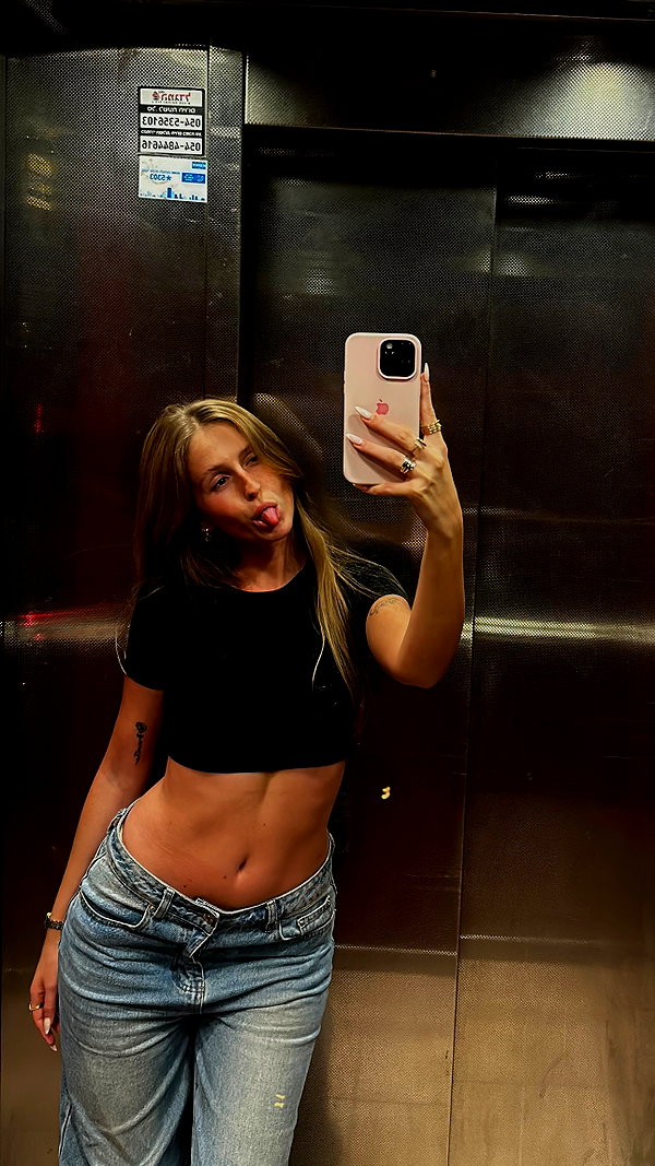 nikol.shishak instagram image archive image