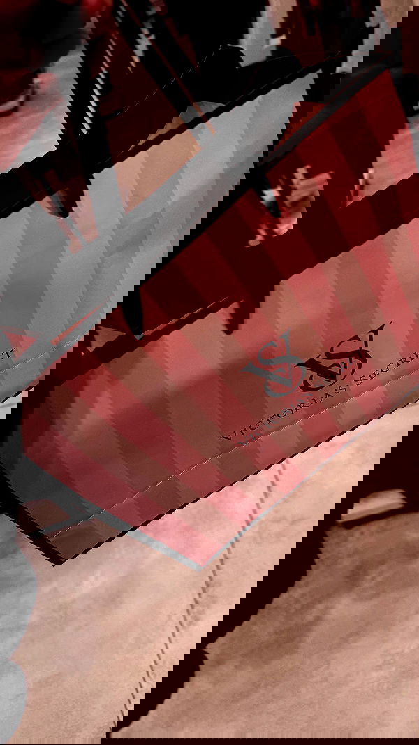 nikolll_._6 image ~ Altpins