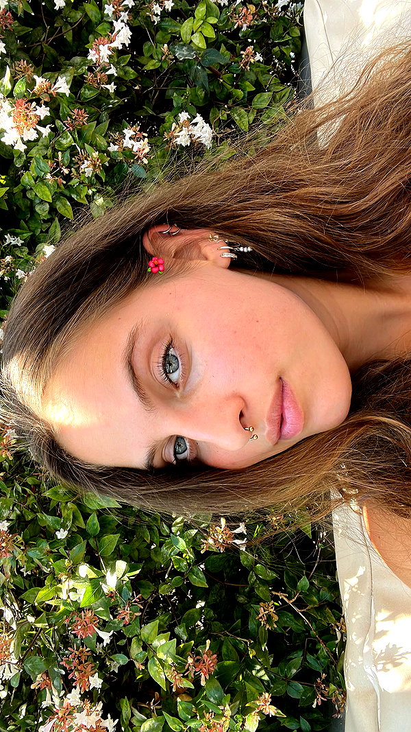 noa_freund instagram image archive image