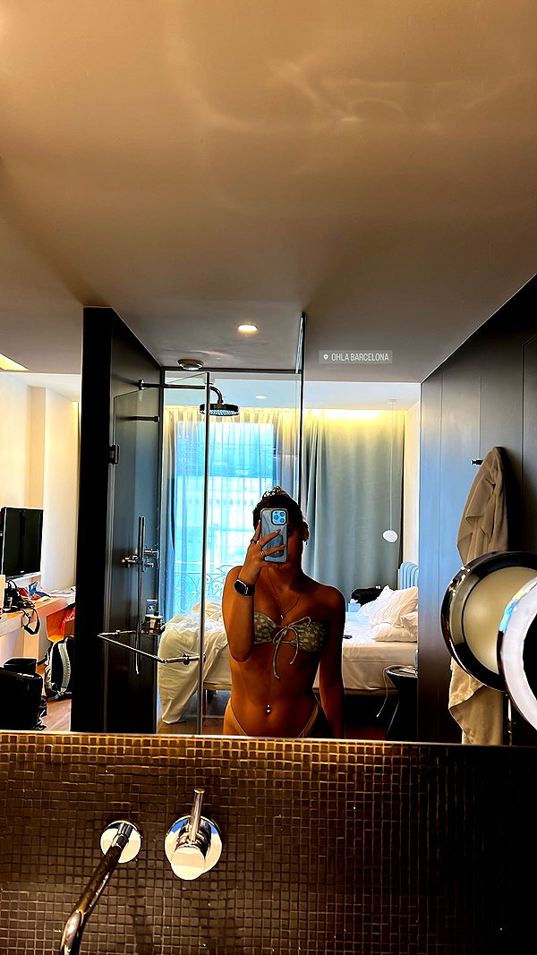 noa_freund instagram image archive image
