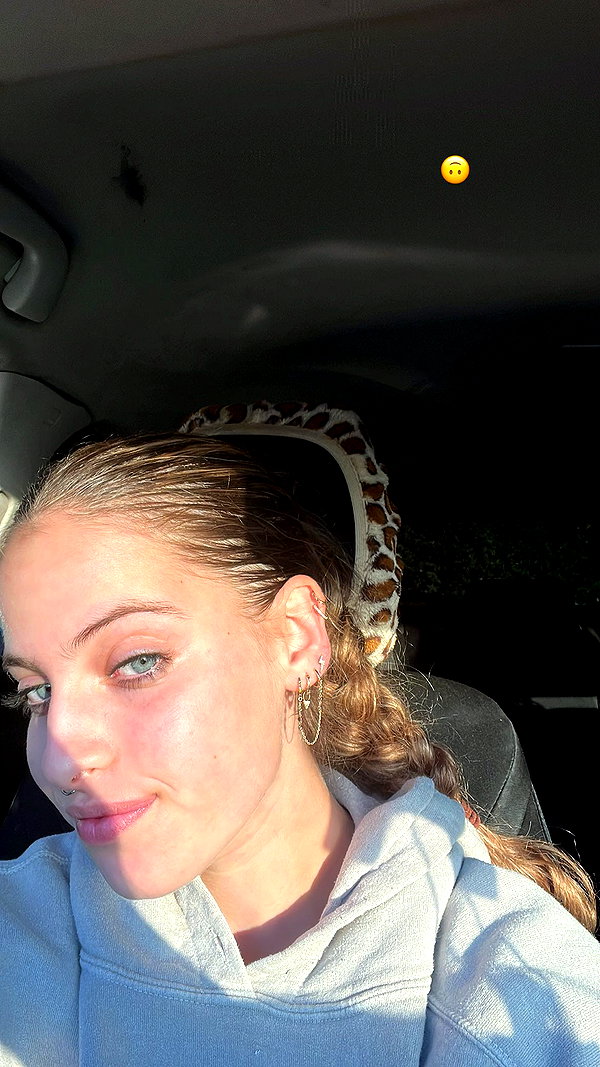 noa_freund instagram image archive image