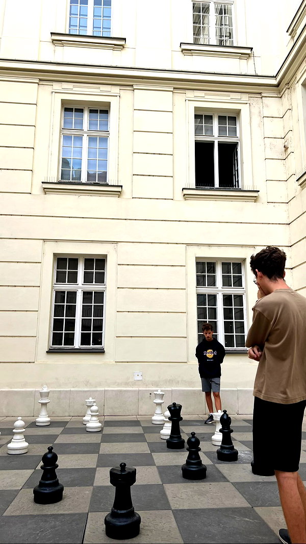 noa_freund instagram image archive image