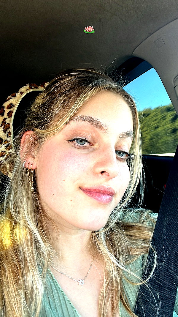 noa_freund instagram image archive image