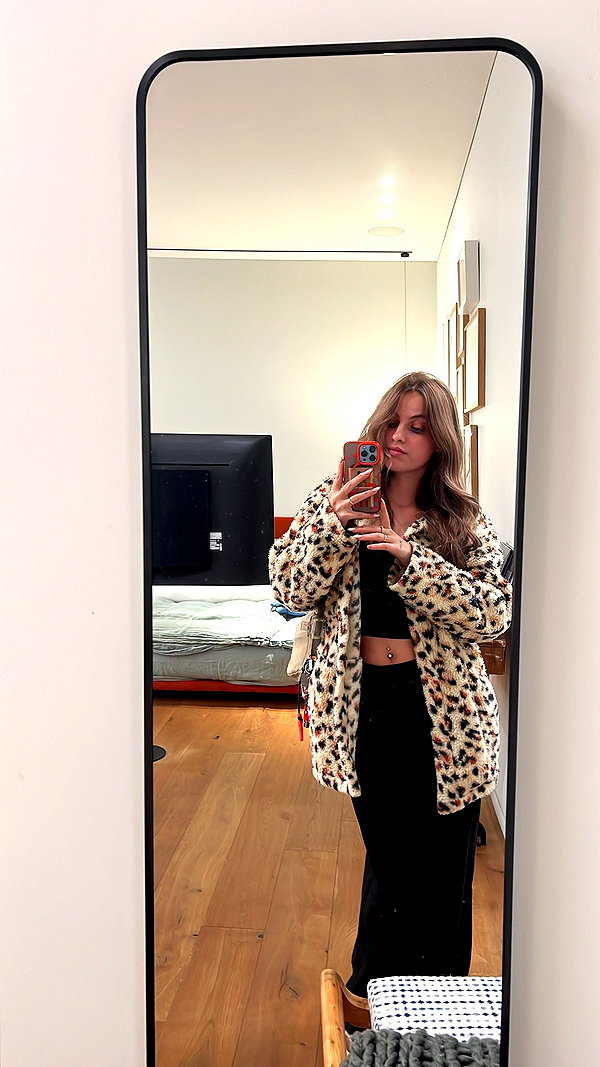 noa_freund instagram image archive image