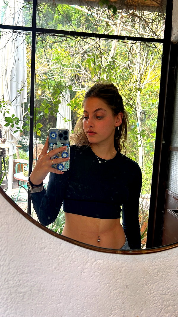 noa_freund instagram image archive image