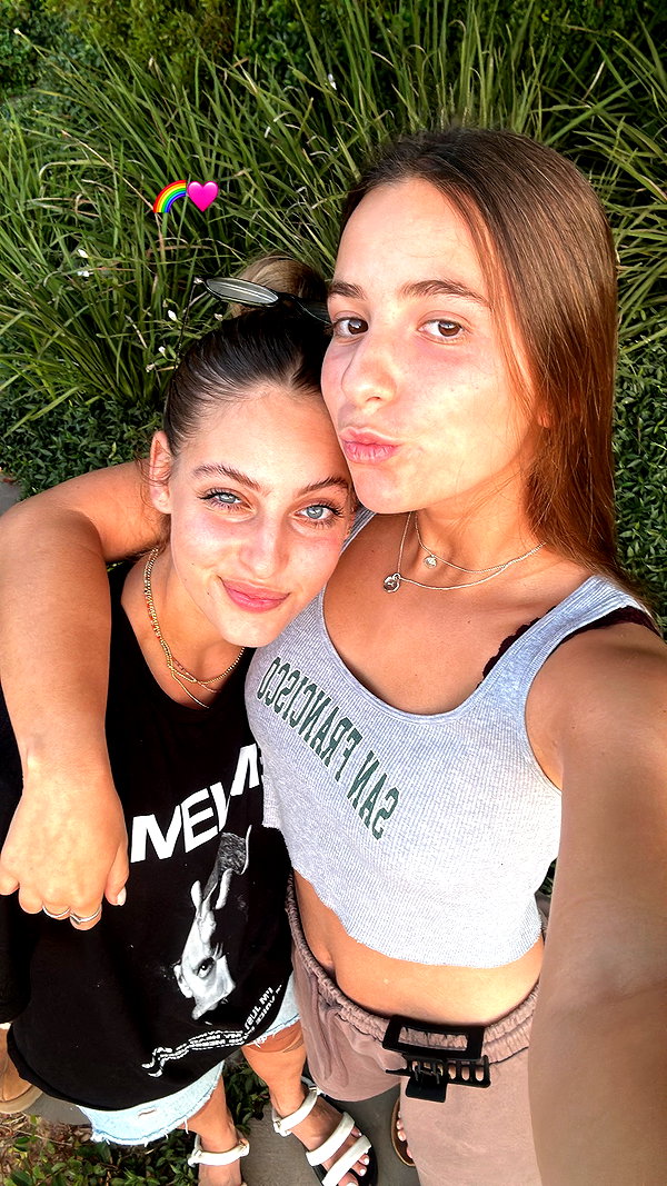noa_freund instagram image archive image