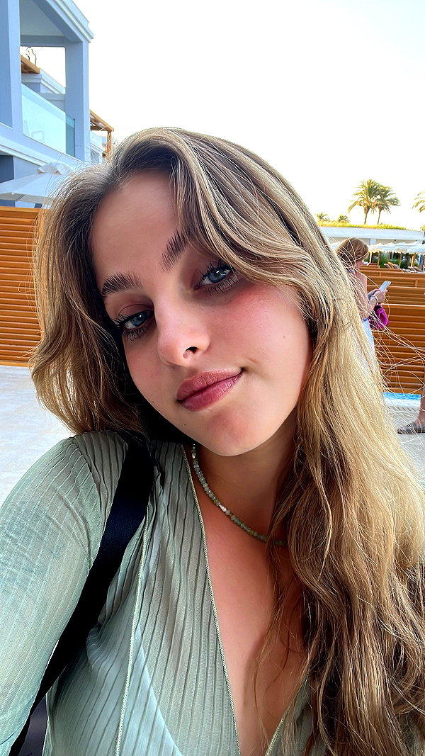 noa_freund instagram image archive image