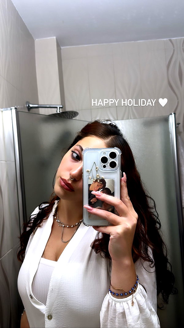 noa_mastitz instagram image archive image