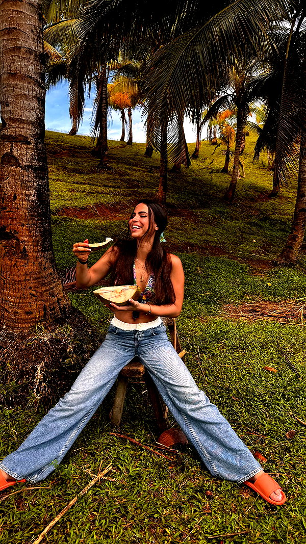 noa_mendel_ instagram image archive image