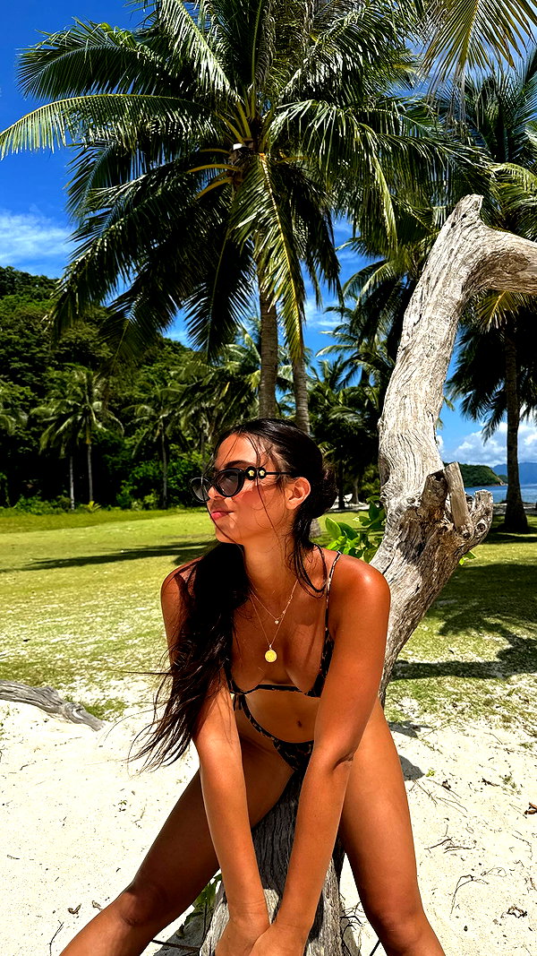 noa_mendel_ instagram image archive image