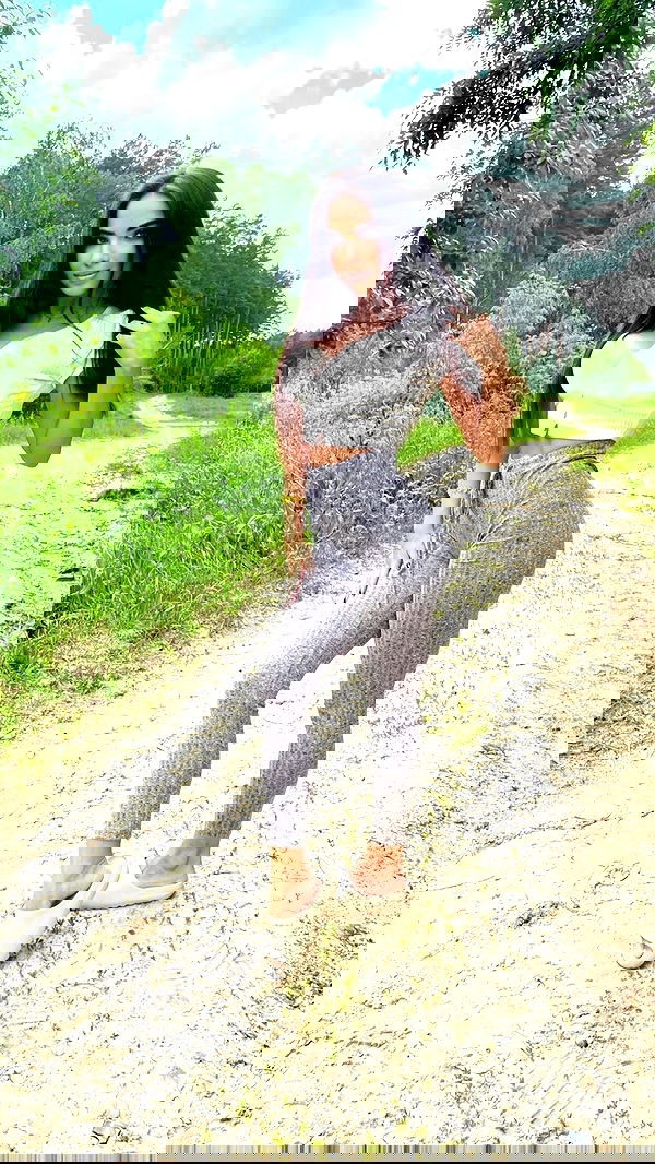 nyityam nyityam archive image