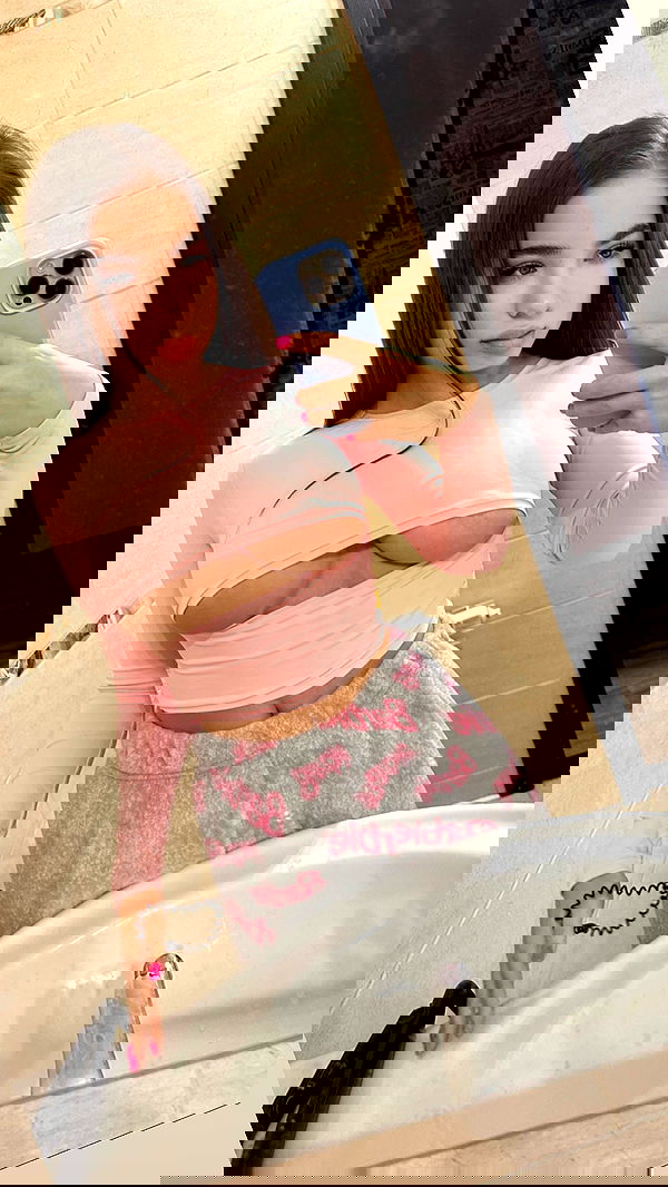 nyityam nyityam archive image