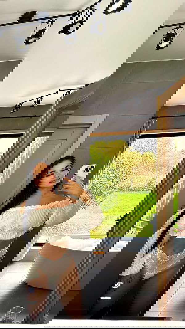 nyityam nyityam archive image