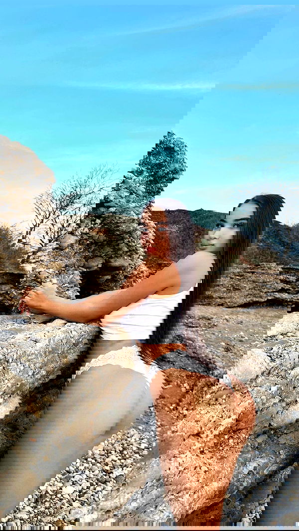 nyityam nyityam archive image