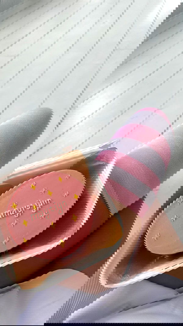 nyityam nyityam archive image