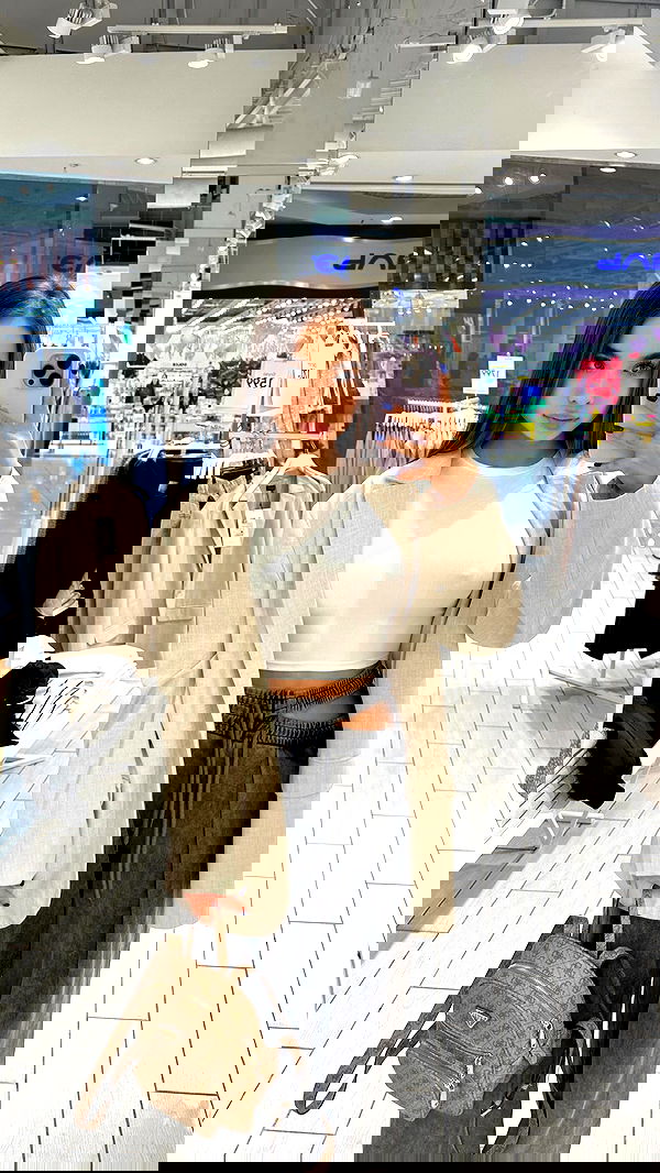 nyityam nyityam archive image