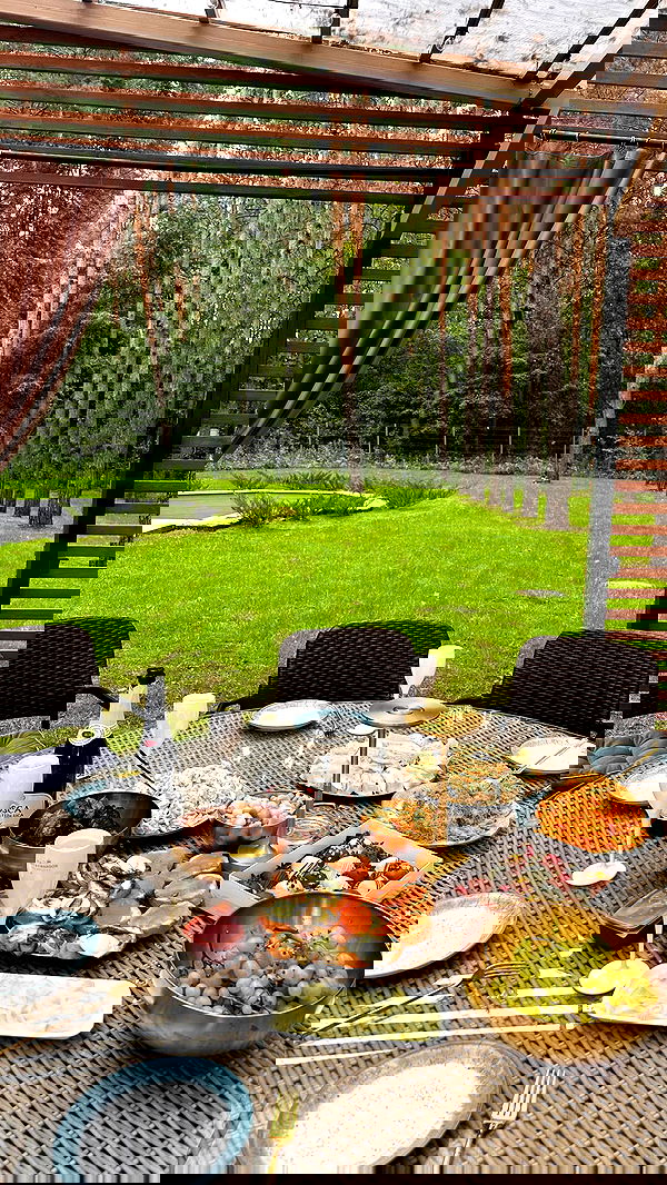 nyityam nyityam archive image