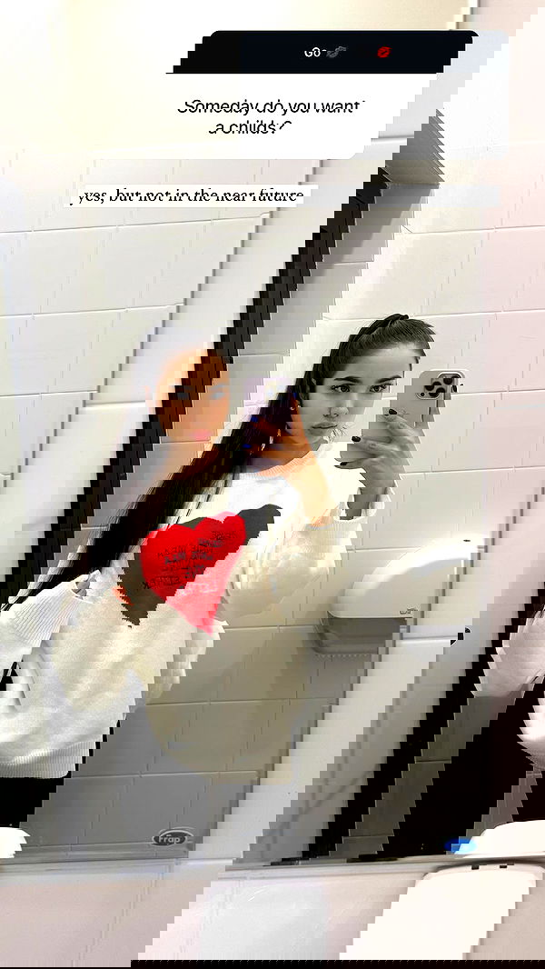 nyityam nyityam archive image